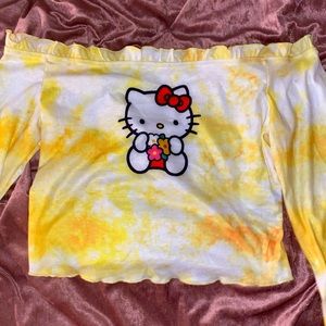 Hello Kitty Long Sleeve Crop Top💛💝💛